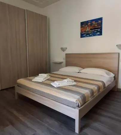 Πανσιόν La Llua 3*